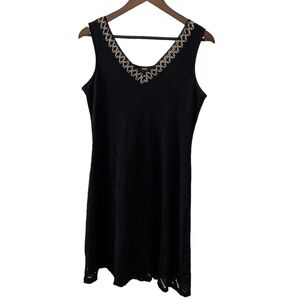 Donna by Donna Karan Sleeveless V-Neck with Jute Emboidery